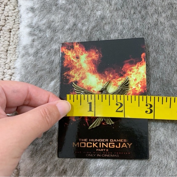 NWT The Hunger Games Mockingjay Part 2 Pin - Picture 7 of 7